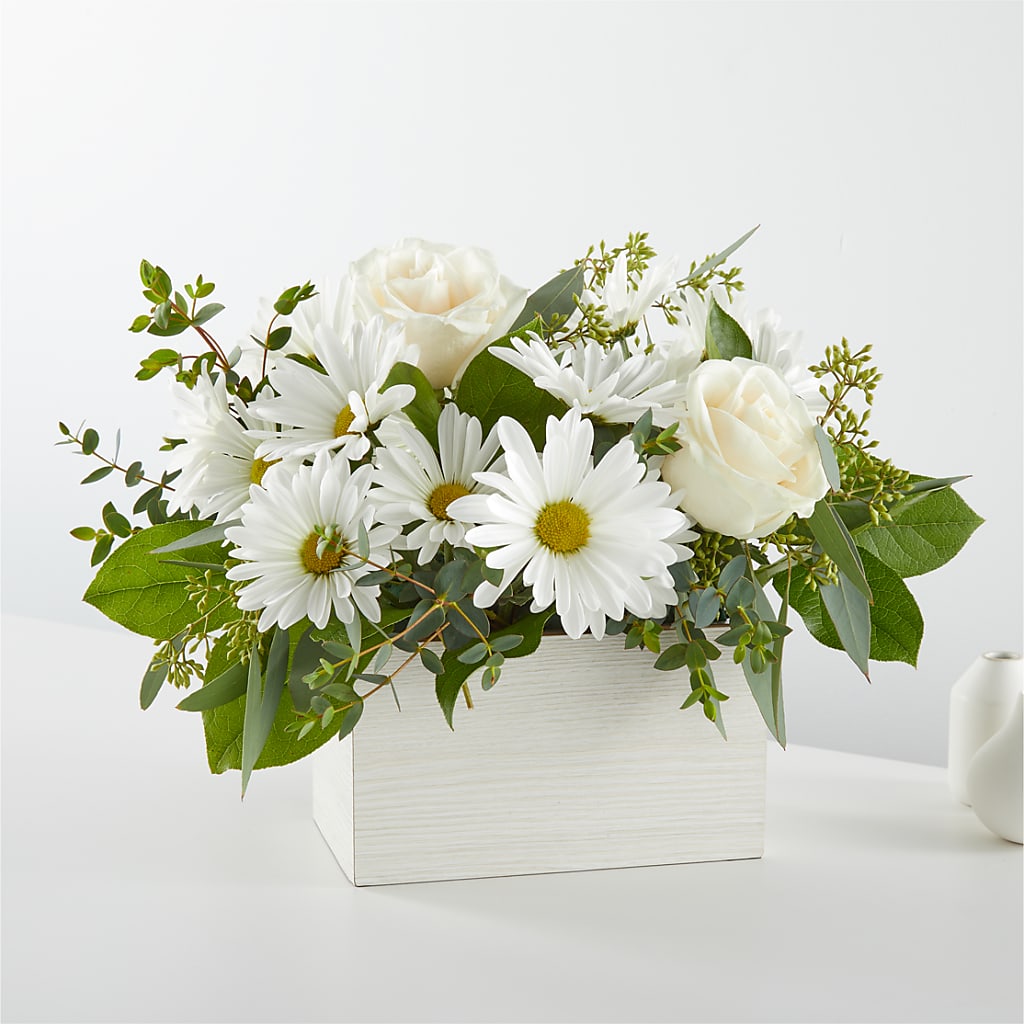 Fresh Linen Box Bouquet – Garden City Florist, Arlington VA