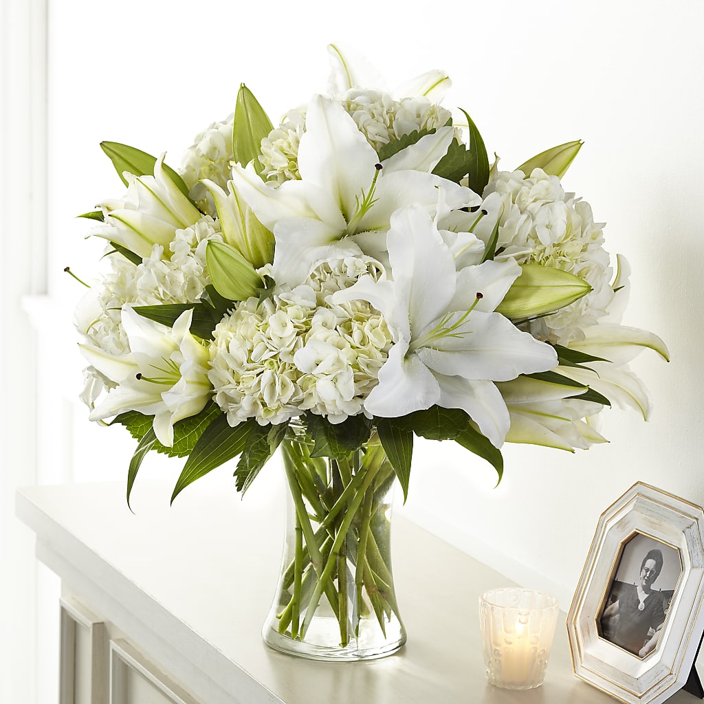Compassionate Lily Bouquet – Garden City Florist, Arlington VA