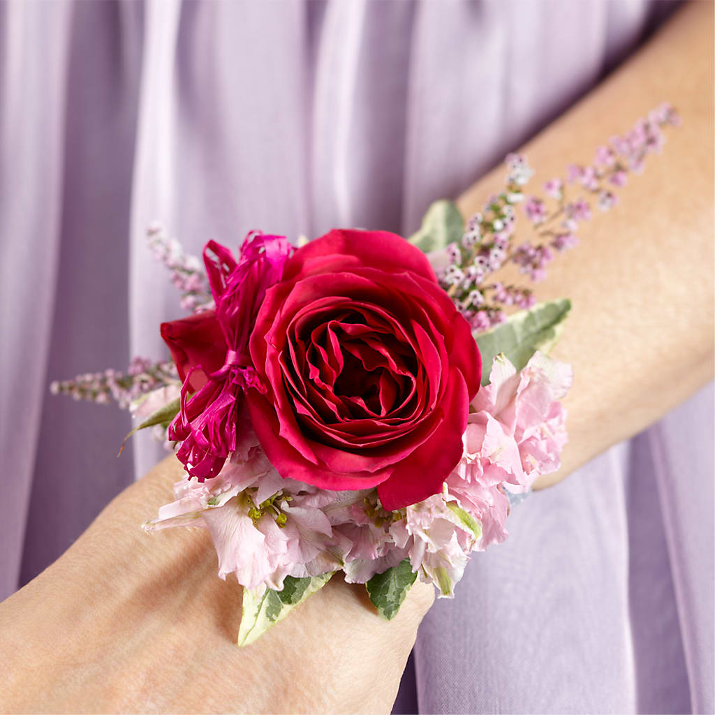 Rose Charm Corsage – Garden City Florist, Arlington VA