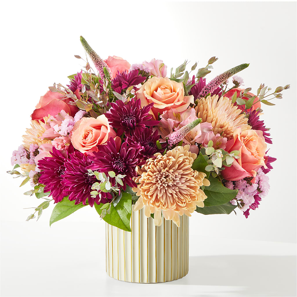 Berry Cobbler Bouquet with Ivory Vase –  Garden City Florist, Arlington VA