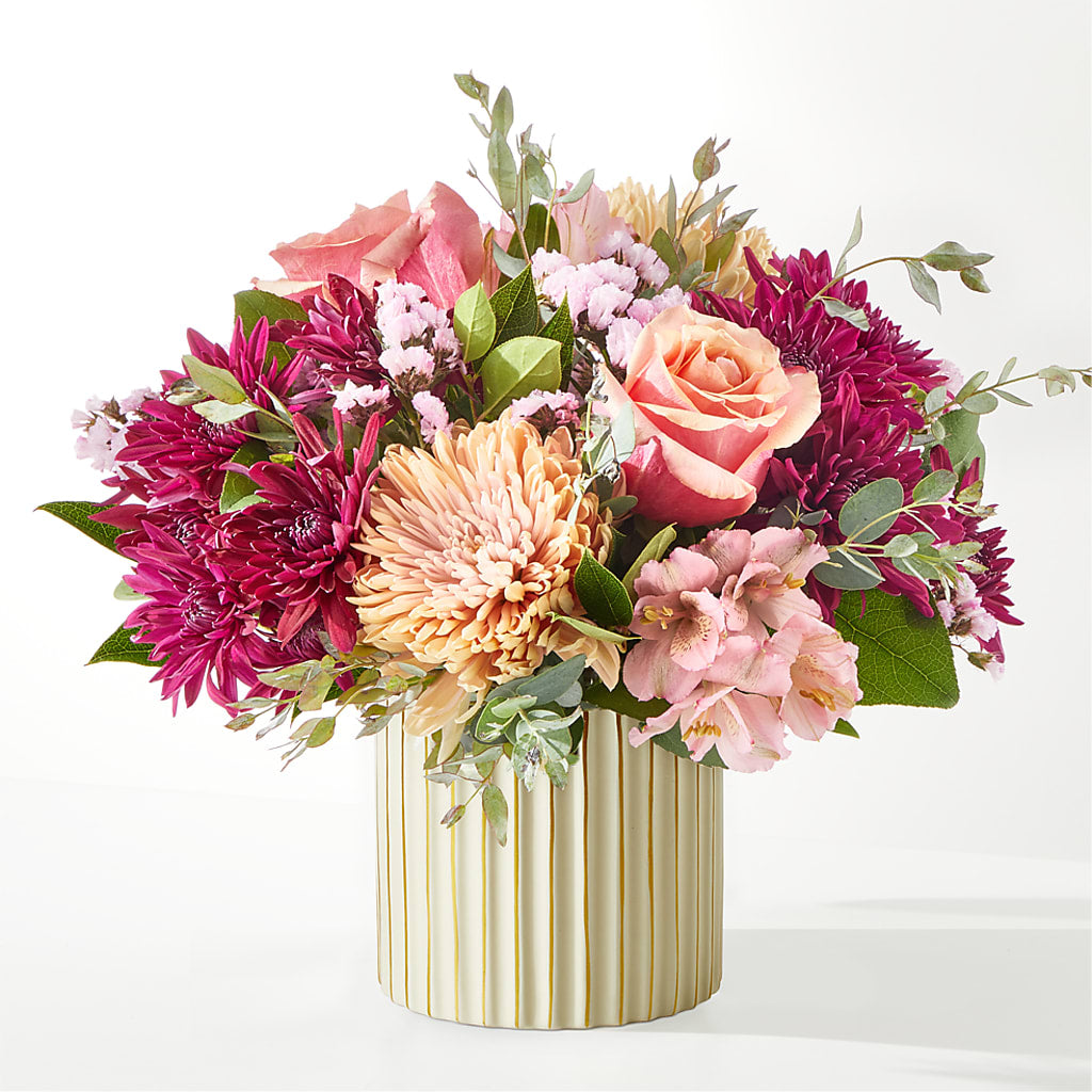 Berry Cobbler Bouquet with Ivory Vase –  Garden City Florist, Arlington VA
